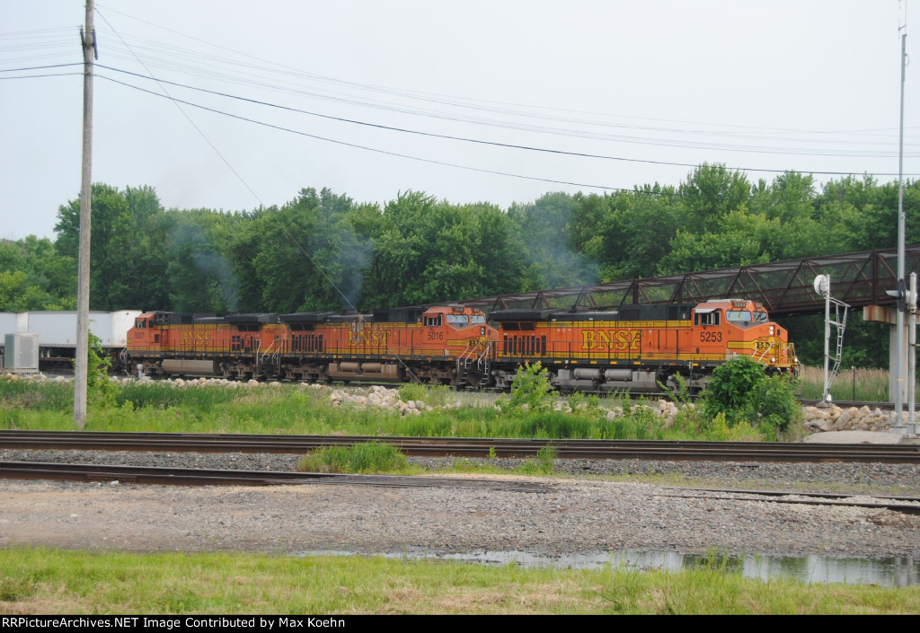 BNSF 5253